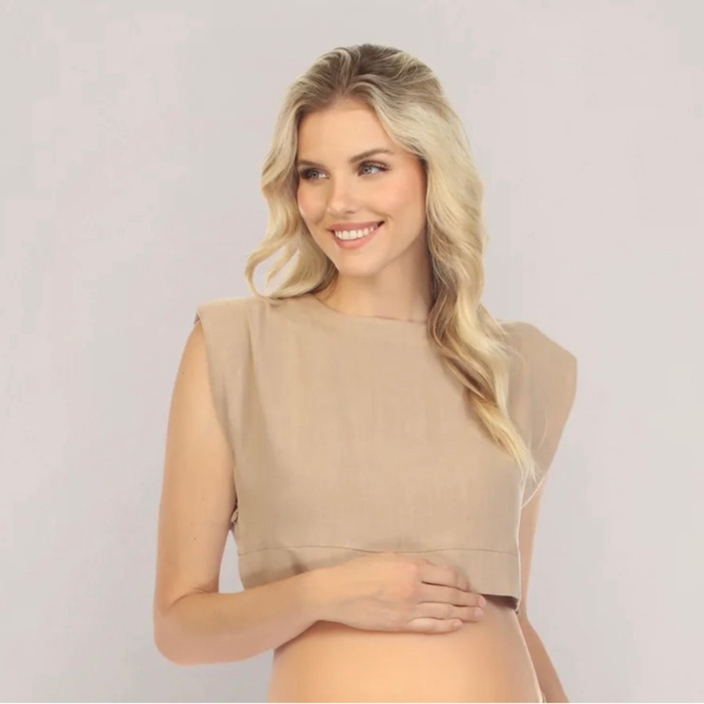 Hersy Camel Linen Keyhole Back Crop Top - Size S